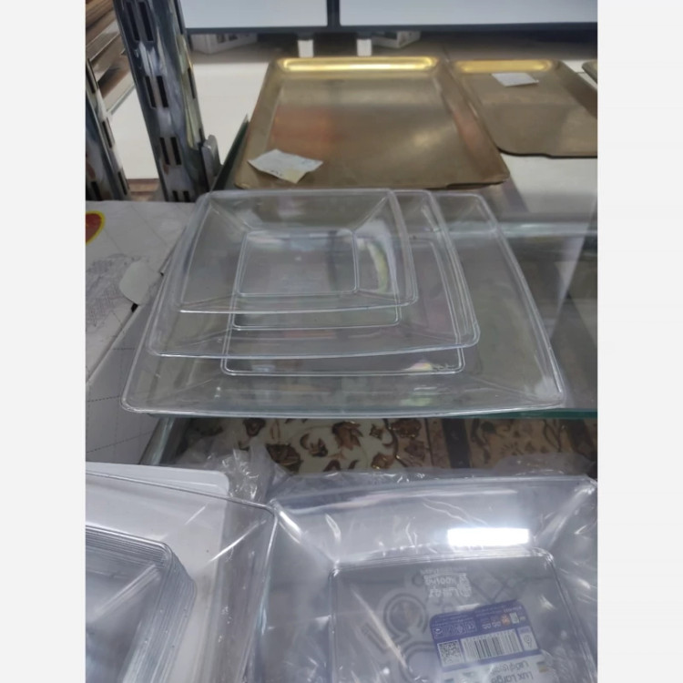 ظروف یکبار مصرف میوه خوری لوکس