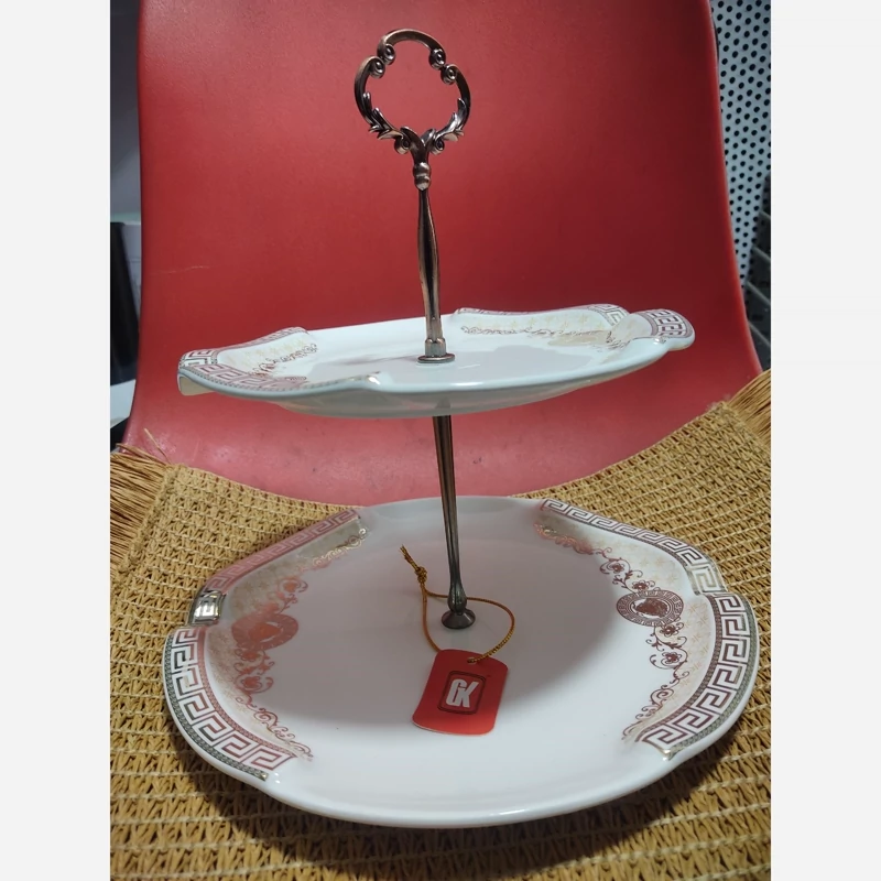 شیرینی خوری دو طبقه گلدکیش
