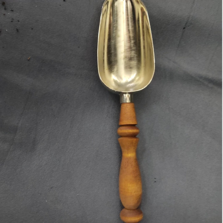قاشق آجیل