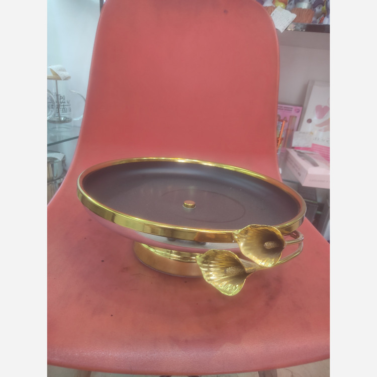 شیرینی خوری گل لی لیوم متنوع