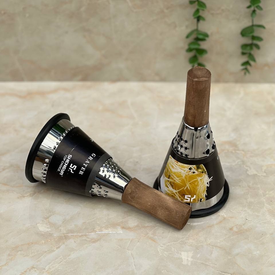 رنده مخروطی دسته چوبی کوچک