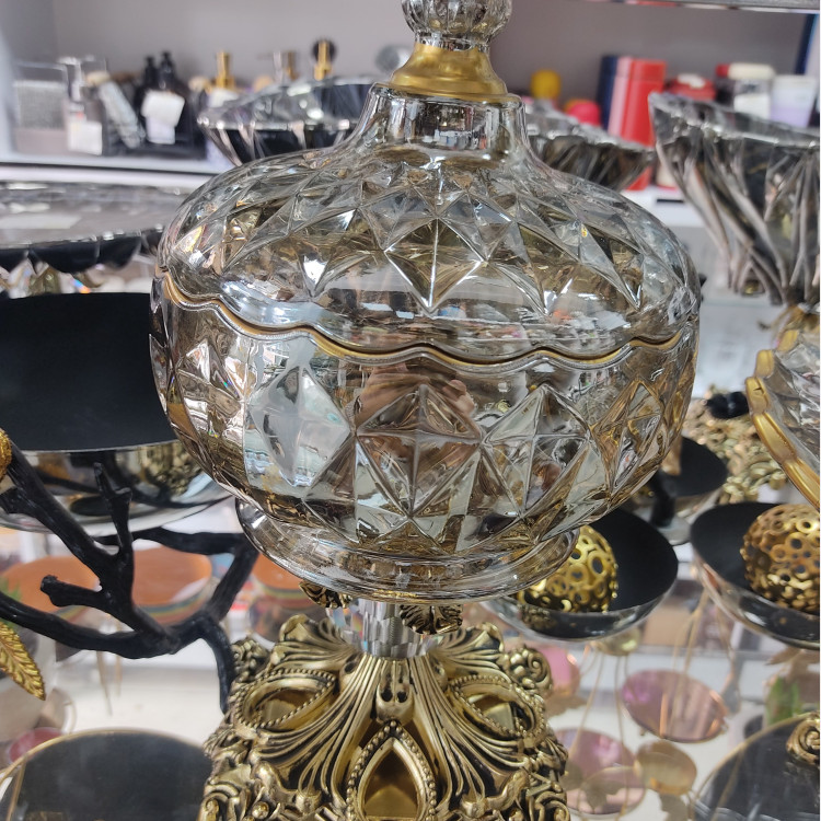 شکلات خوری پایه دار