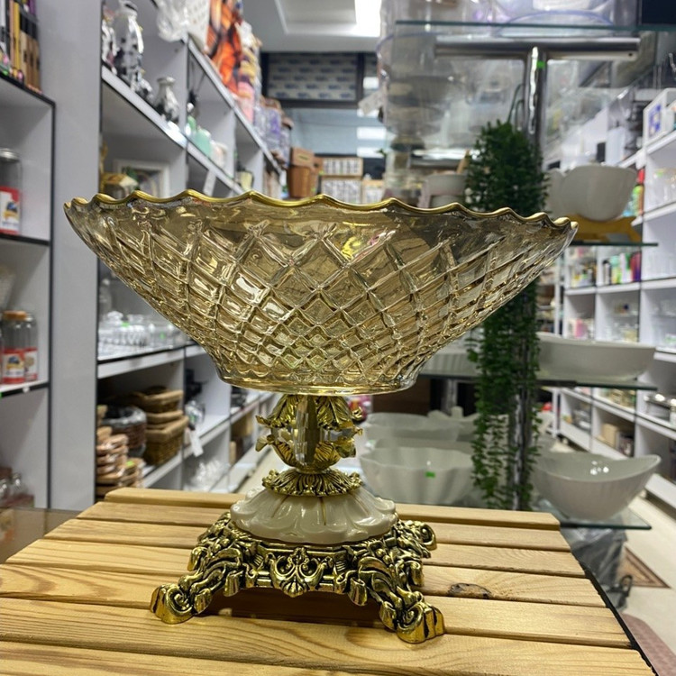 میوه خوری پایه دار