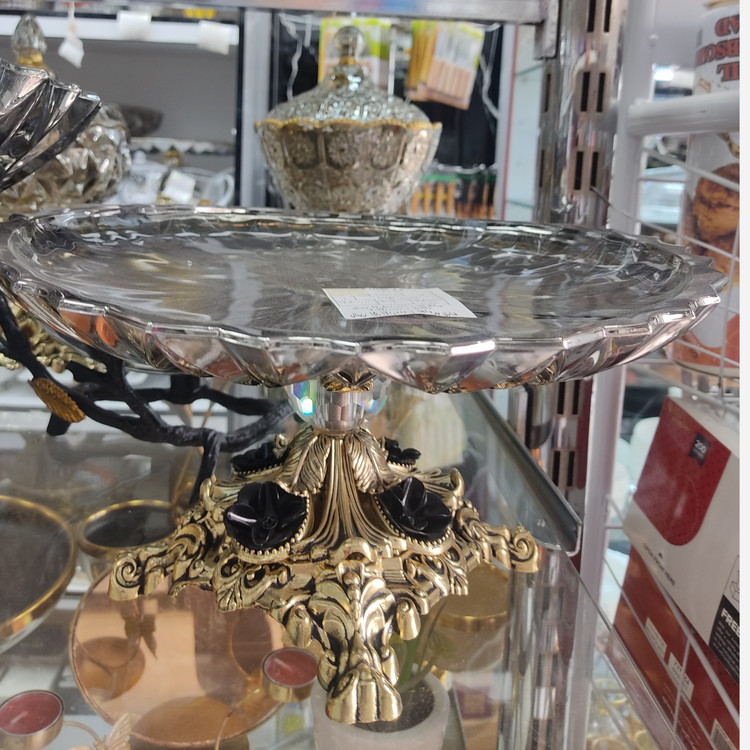 شیرینی خوری پایه دار