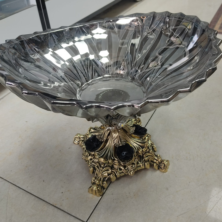 میوه خوری پایه دار